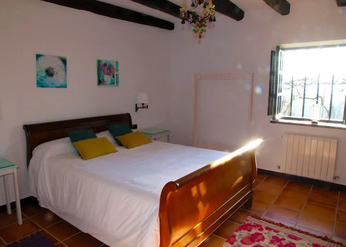 Caserio Mahasti Butron