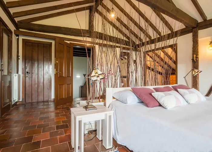 Caserio Mahasti Butron